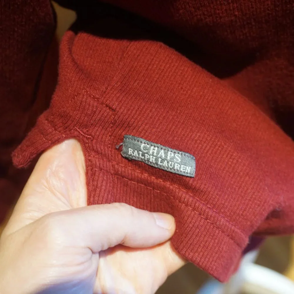 💚 VINTAGE CHAPS | RALPH LAUREN Red V-Neck Stripe Sweater (L)